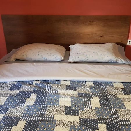 Veranda Rooms And Apartments Тирана Экстерьер фото